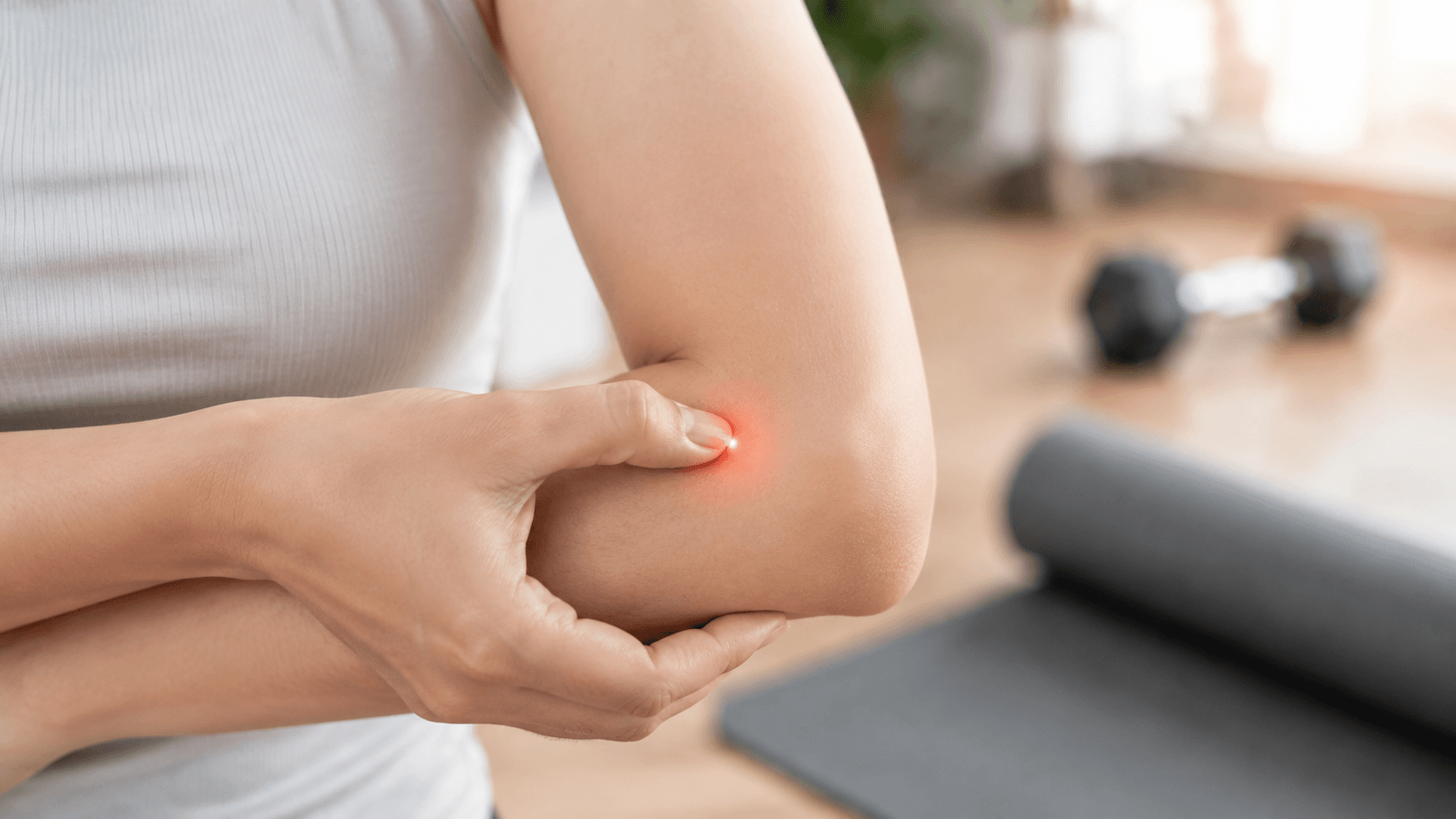 Bấm huyệt giảm đau mỏi cánh tay sau tập gym: cách day Khúc Trì, Kiên Tỉnh